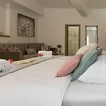 Luxury Saint Jacob 4*