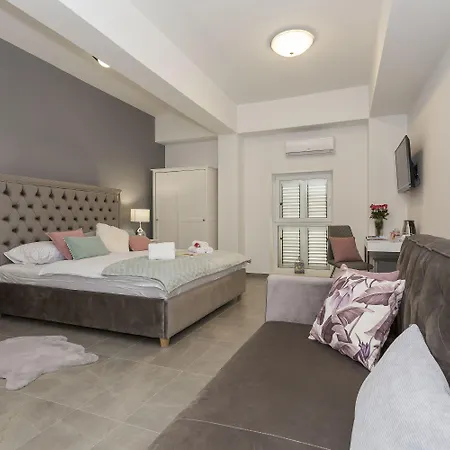 Konukevi Luxury Saint Jacob