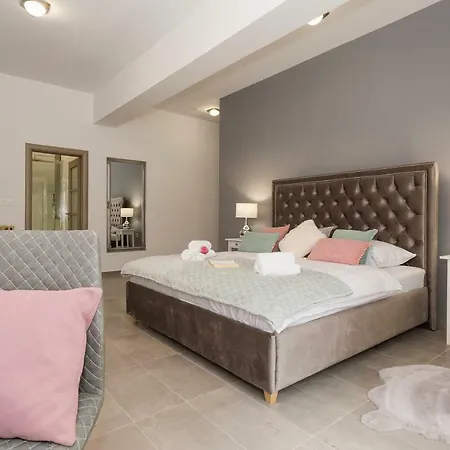 Luxury Saint Jacob 4* تروغير