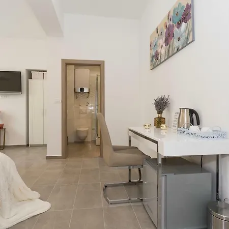 Luxury Saint Jacob 4* تروغير