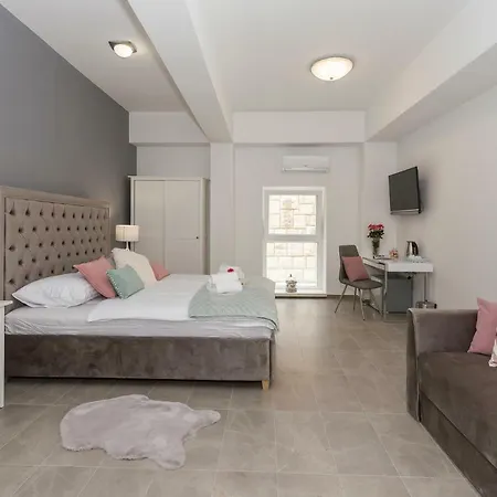 Guest house Luxury Saint Jacob 4*