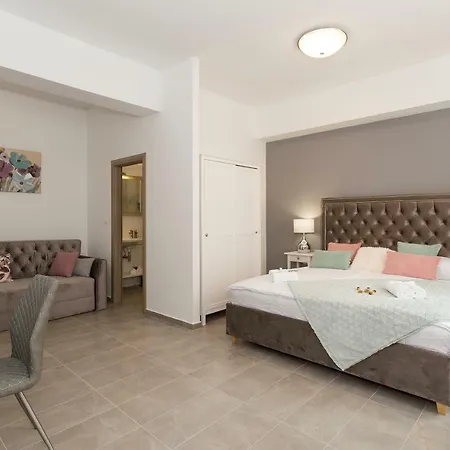 Luxury Saint Jacob