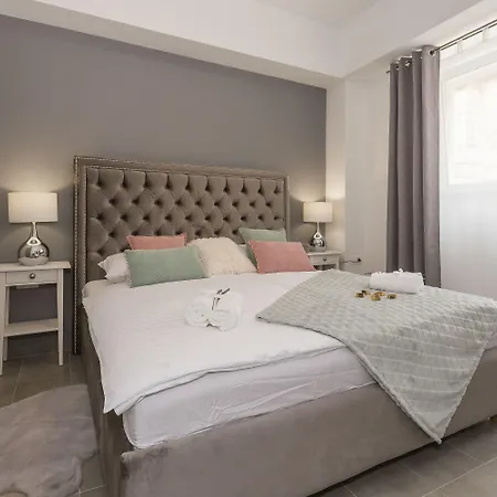 Luxury Saint Jacob Τρογκίρ